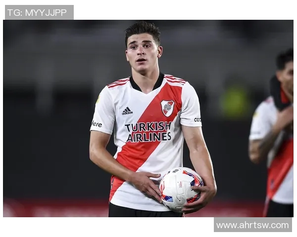 足球明星的日常穿搭风格解析LV品牌魅力与时尚潮流的完美结合