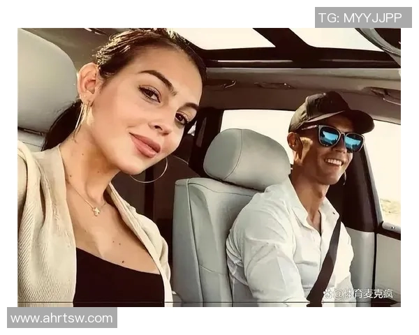 足球明星的亚裔妻子盘点他们的爱情故事与家庭生活揭秘